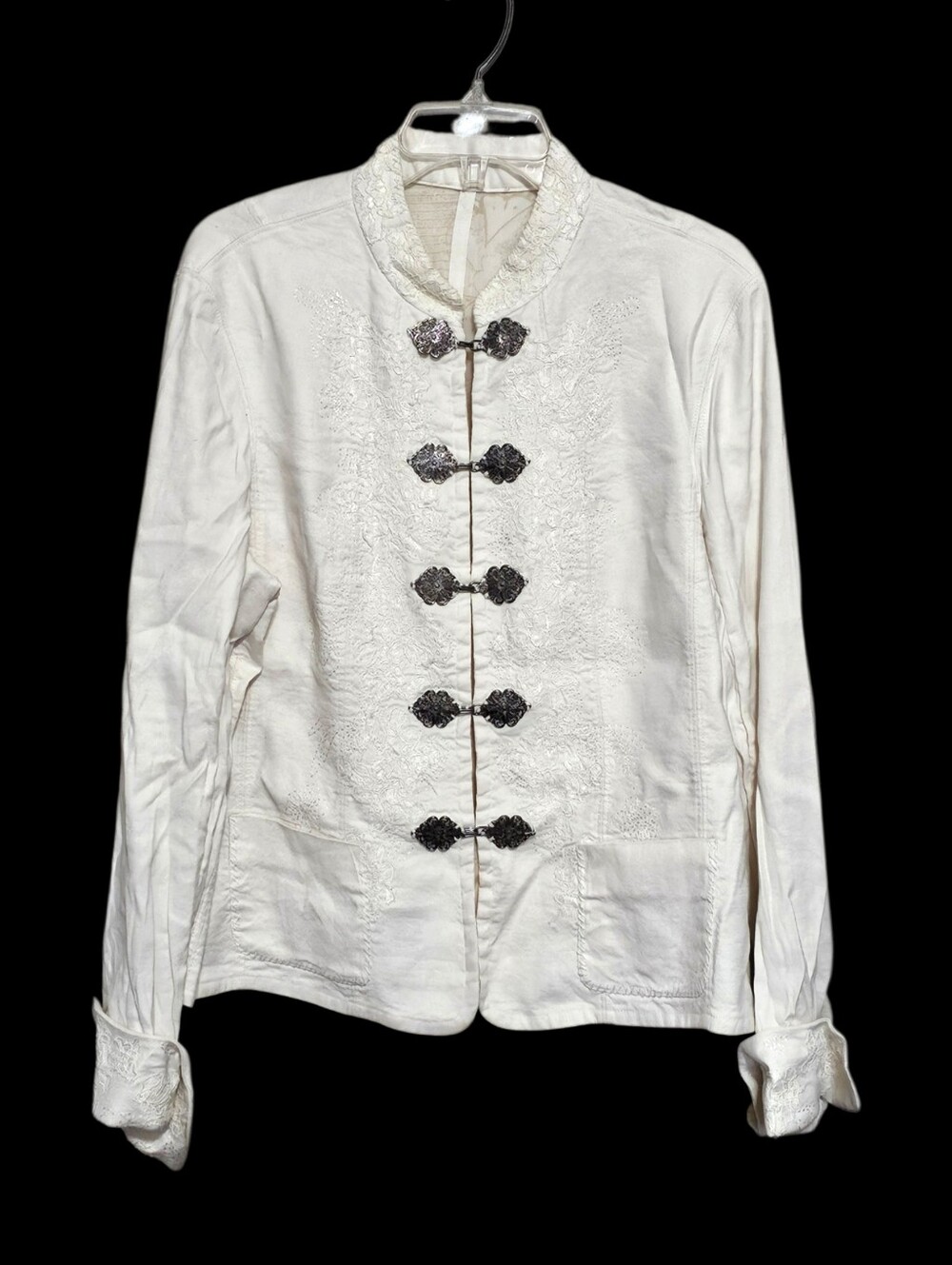 Vintage Off White Jacket With Embroidery Details